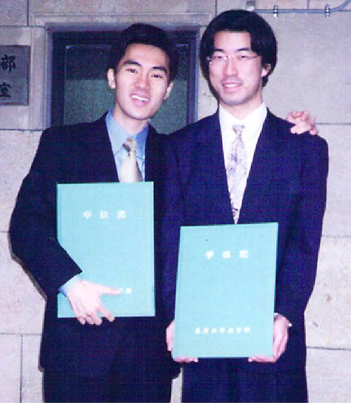 外交官から弁護士へ、進路転換